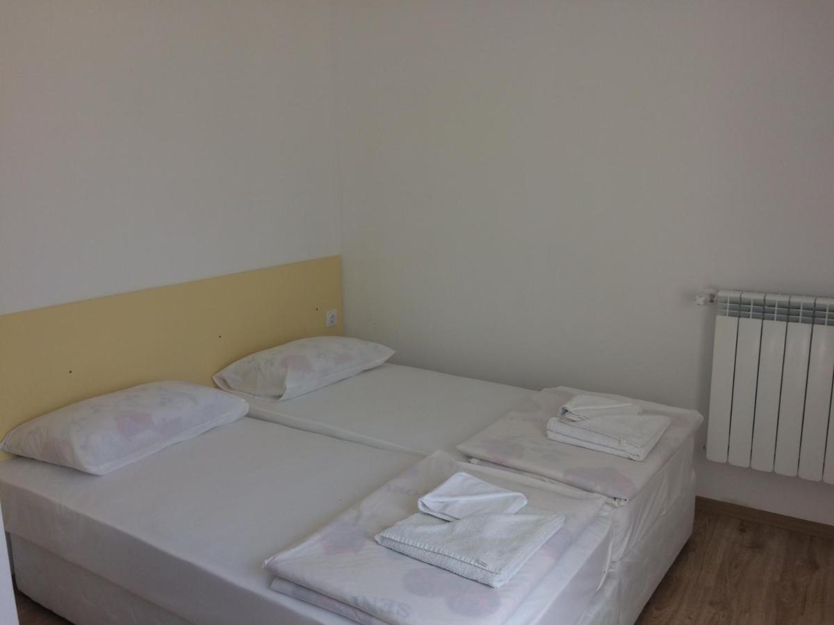 Villa Milagro Apartments Ravda Bagian luar foto