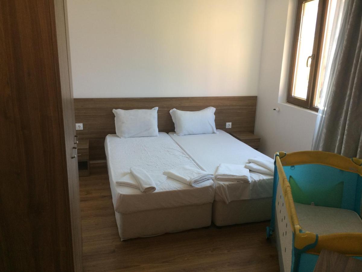 Villa Milagro Apartments Ravda Bagian luar foto